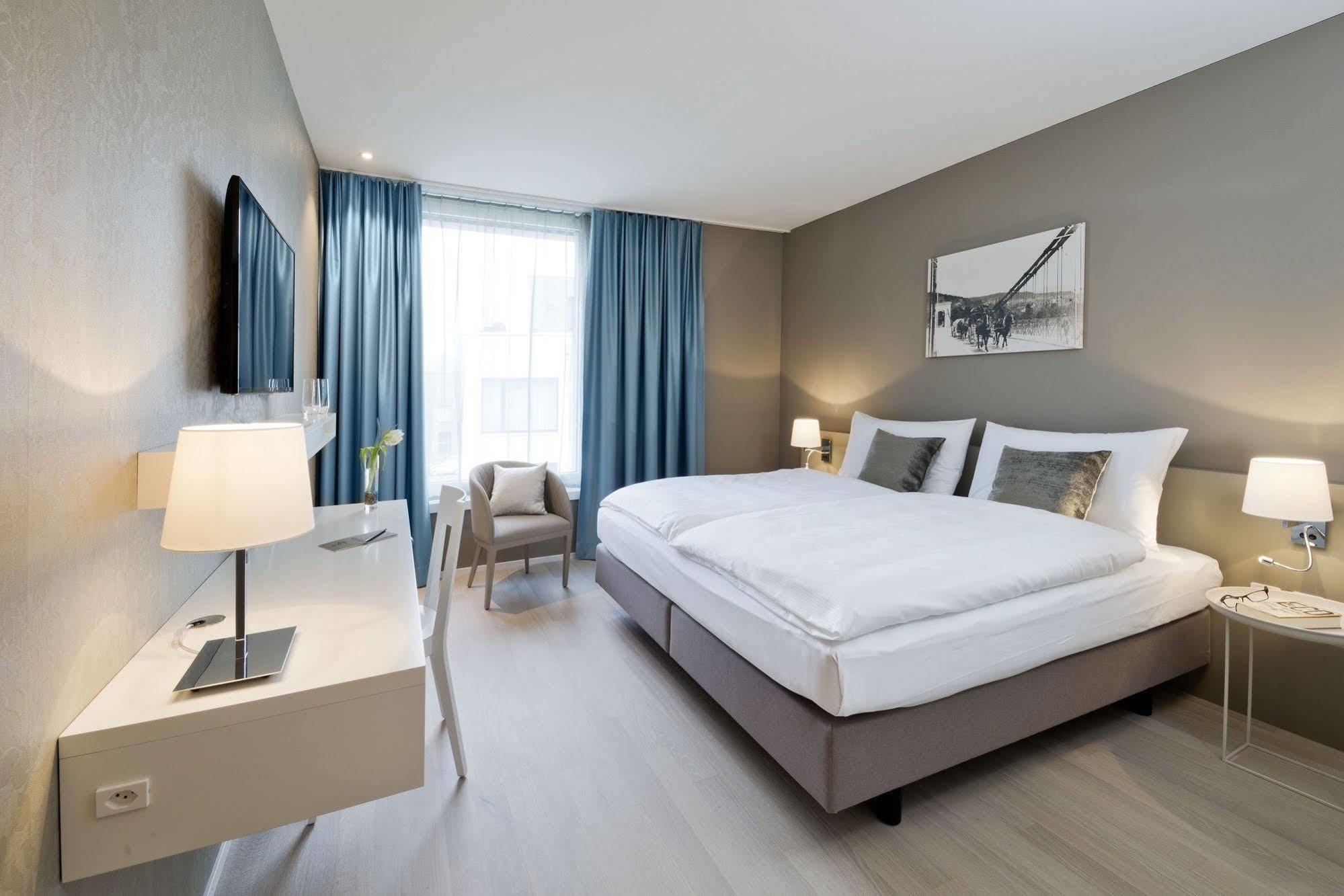 Hotel Kettenbruecke آرو المظهر الخارجي الصورة